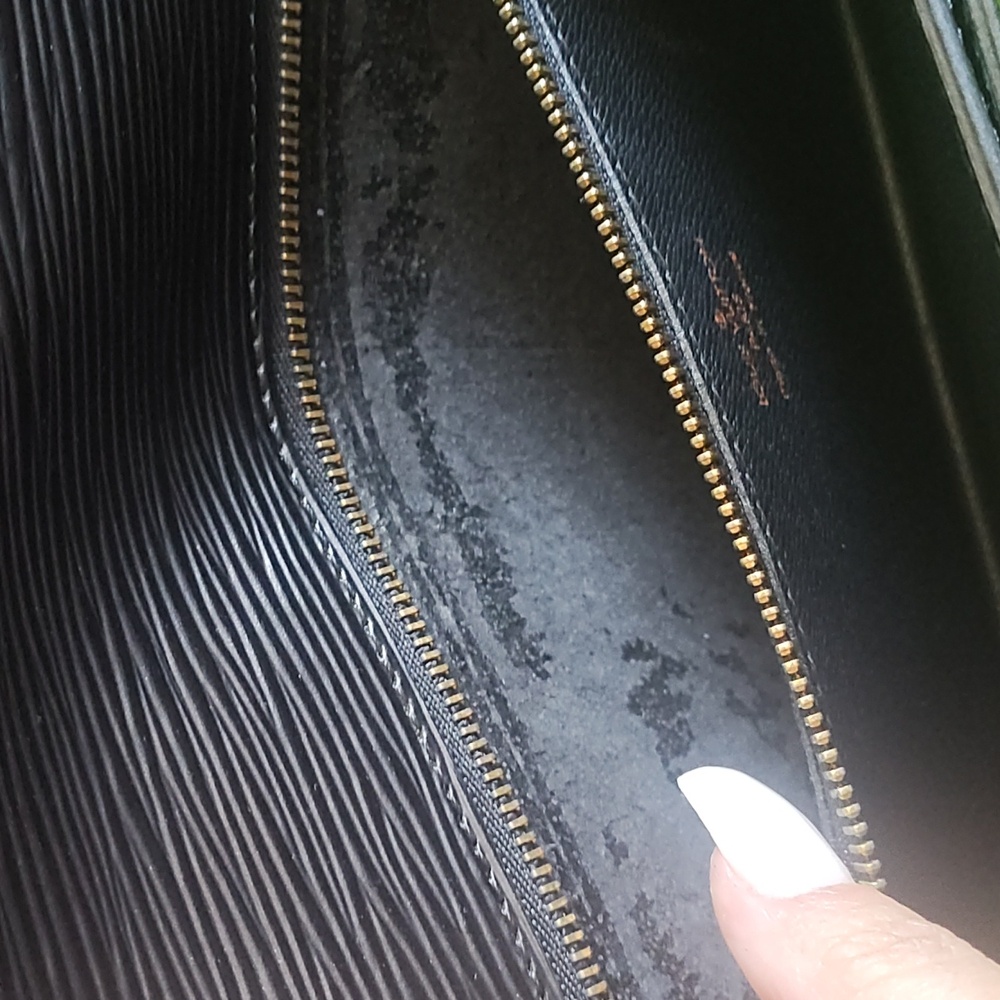 LV Clutch WITH Clutch Strap Clochette & Key! - Picture 7 of 17